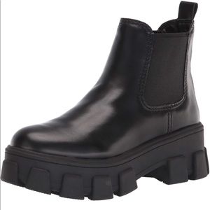 Circus by Sam Edelman Women’s Darielle Ankle Boot